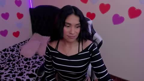 Snapshot of caelisse_cb chatting on February 26, 2026, 5:45 pm caelisse_cb online show from February 26, 2026, 5:45 pm