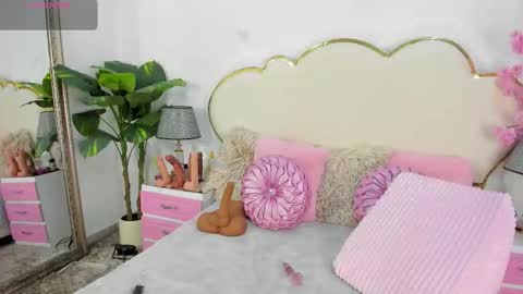 Cahitlin  online show from March 3, 2026, 5:46 am