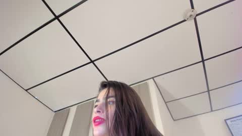 caitlingomez0 online show from January 5, 2026, 5:27 pm