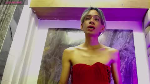 caitlyn_joness_ online show from November 19, 2025, 12:05 pm