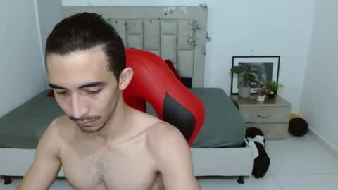 Snapshot of caius_fox chatting on January 9, 2026, 11:02 am caius online show from January 9, 2026, 11:02 am