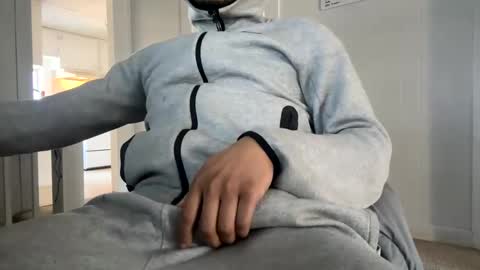 Snapshot of cakezoverfakez chatting on March 11, 2025, 12:50 pm longjohns online show from March 11, 2025, 12:50 pm