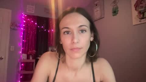 Snapshot of calibarbie24 chatting on October 30, 2025, 5:13 pm calibarbie24 online show from October 30, 2025, 5:13 pm