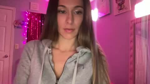 Snapshot of calibarbie24 chatting on November 27, 2025, 6:48 am calibarbie24 online show from November 27, 2025, 6:48 am