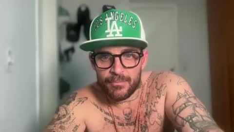 CaliforniaBrazilian online show from April 15, 2026, 11:38 pm