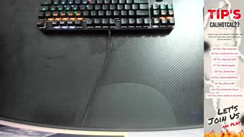 calihotcaliente27 online show from September 10, 2025, 12:16 pm