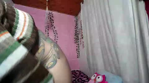 paula online show from March 5, 2026, 6:42 am