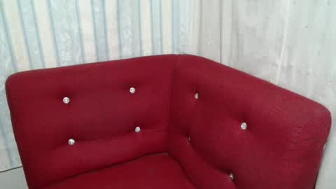 callme_pogs online show from December 16, 2024, 3:43 pm