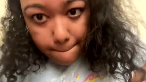 camzxoxox online show from December 27, 2024, 6:10 pm