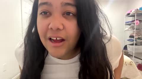 camzxoxox online show from February 21, 2025, 4:07 am