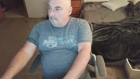 Snapshot of calvin420420 chatting on April 27, 2026, 3:59 am longjohn74 online show from April 27, 2026, 3:59 am
