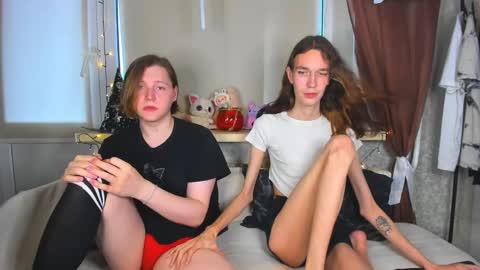 Snapshot of calvin_kevin_grem chatting on October 23, 2025, 11:42 am Calvin Kevin Grem online show from October 23, 2025, 11:42 am