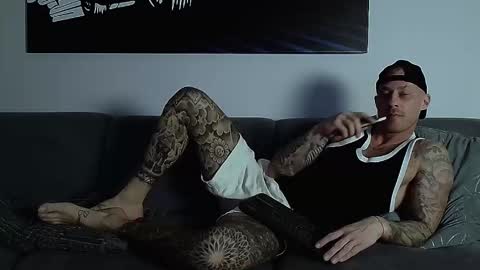 Calvin  online show from October 23, 2025, 8:51 pm