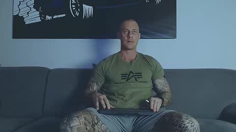 Calvin  online show from February 22, 2026, 7:45 pm