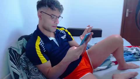 Calvinjohnlad online show from January 5, 2025, 4:27 pm