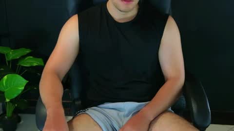 Snapshot of camara110 chatting on March 11, 2025, 3:12 pm camara110 online show from March 11, 2025, 3:12 pm