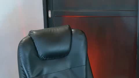 Snapshot of camara110 chatting on September 26, 2025, 5:39 pm camara110 online show from September 26, 2025, 5:39 pm