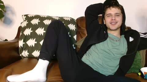 Snapshot of camdoattitude chatting on December 4, 2024, 9:35 pm CamDoAttitude online show from December 4, 2024, 9:35 pm