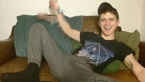 Snapshot of camdoattitude chatting on December 31, 2024, 8:02 pm CamDoAttitude online show from December 31, 2024, 8:02 pm