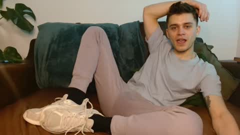 Snapshot of camdoattitude chatting on January 29, 2025, 12:35 pm CamDoAttitude online show from January 29, 2025, 12:35 pm