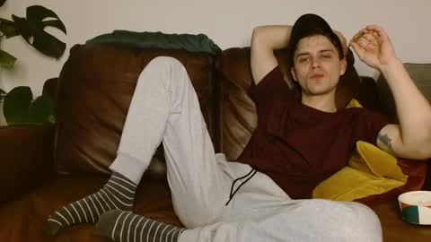 Snapshot of camdoattitude chatting on February 18, 2025, 9:09 pm CamDoAttitude online show from February 18, 2025, 9:09 pm