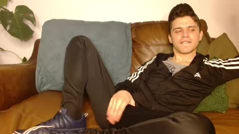 Snapshot of camdoattitude chatting on March 5, 2025, 8:10 pm CamDoAttitude online show from March 5, 2025, 8:10 pm