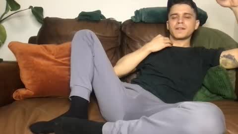 Snapshot of camdoattitude chatting on October 5, 2025, 9:34 pm CamDoAttitude online show from October 5, 2025, 9:34 pm