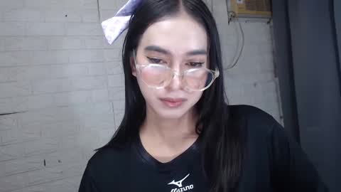 camela_star online show from January 16, 2025, 12:42 pm