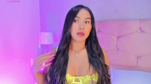 Camelia Smith online show from September 25, 2025, 4:16 am