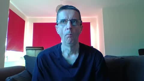 Snapshot of cameraaa chatting on November 17, 2025, 2:23 pm cameraaa online show from November 17, 2025, 2:23 pm