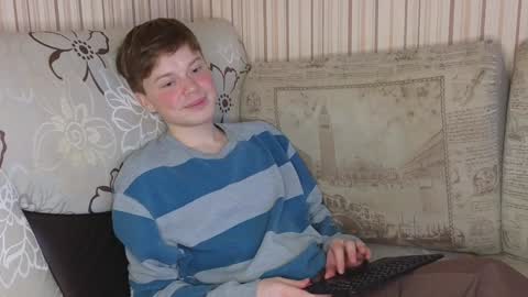 Snapshot of cameron_crowly chatting on January 31, 2025, 12:07 pm Cameron online show from January 31, 2025, 12:07 pm