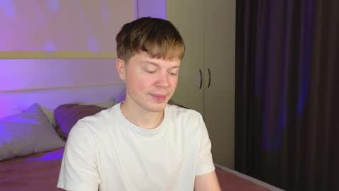 Snapshot of cameron_crowly chatting on November 15, 2025, 10:34 am Cameron online show from November 15, 2025, 10:34 am