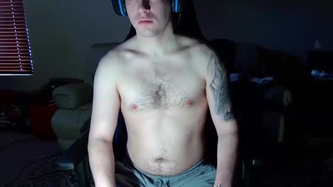 Snapshot of camerondt chatting on February 21, 2025, 3:32 pm camerondt online show from February 21, 2025, 3:32 pm