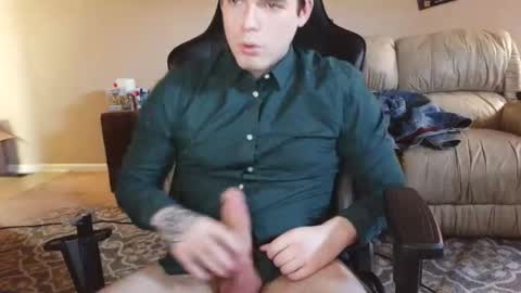 Snapshot of camerondt chatting on December 18, 2025, 3:07 pm camerondt online show from December 18, 2025, 3:07 pm