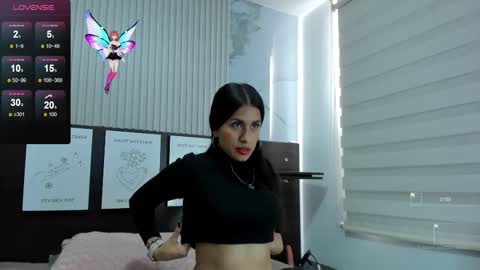 Snapshot of cami_as chatting on October 20, 2025, 1:11 pm cami_as online show from October 20, 2025, 1:11 pm