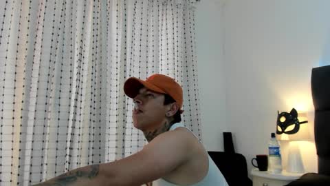 cami_coral1 online show from February 8, 2026, 2:09 pm