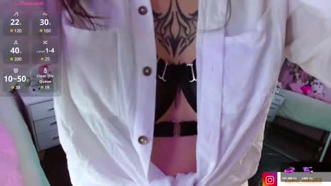 Snapshot of cami_mila99 chatting on December 14, 2024, 4:45 am CAMI  online show from December 14, 2024, 4:45 am