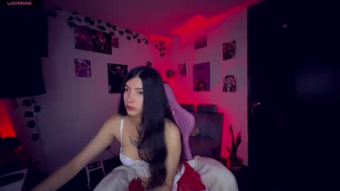 Snapshot of cami_mila99 chatting on May 26, 2026, 6:42 am CAMI online show from May 26, 2026, 6:42 am