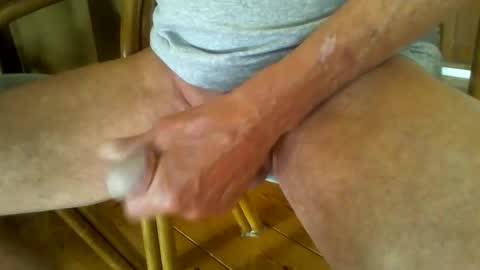 Snapshot of camiani chatting on March 27, 2026, 10:59 am camiani online show from March 27, 2026, 10:59 am