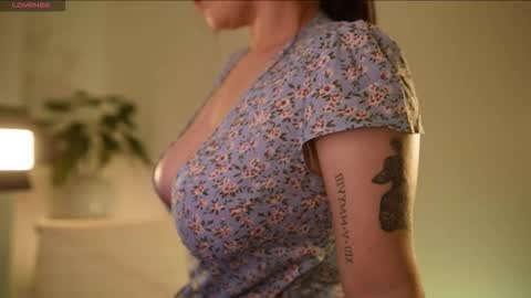 camila   online show from September 27, 2025, 8:14 pm