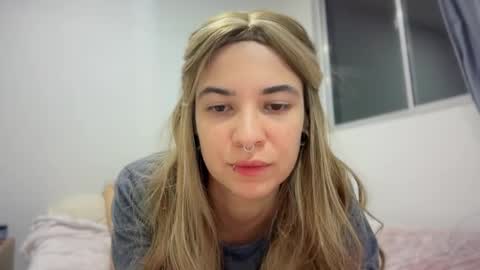 camii19y online show from November 24, 2025, 1:27 am