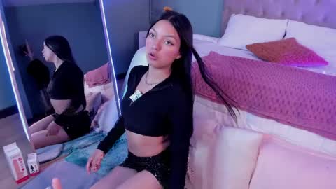 Snapshot of camii_bunnie chatting on April 9, 2026, 3:50 am Cami online show from April 9, 2026, 3:50 am