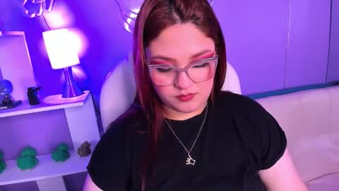 Camila Osorio online show from January 13, 2026, 10:04 pm