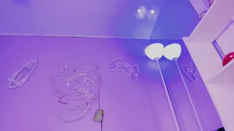 Camila Osorio online show from March 5, 2026, 8:27 pm