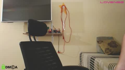 Snapshot of camiilahotxxx chatting on February 22, 2026, 1:29 am Camila online show from February 22, 2026, 1:29 am