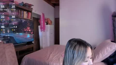 Snapshot of camijhonss chatting on October 6, 2025, 1:03 am camijhonss online show from October 6, 2025, 1:03 am