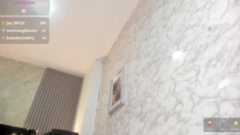 Snapshot of camila__bouzas chatting on December 17, 2025, 7:31 pm camila__bouzas online show from December 17, 2025, 7:31 pm