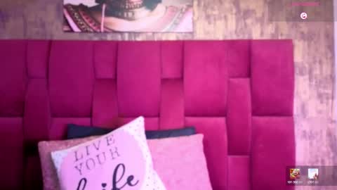 Snapshot of camila__bouzas chatting on February 12, 2026, 12:00 pm camila__bouzas online show from February 12, 2026, 12:00 pm