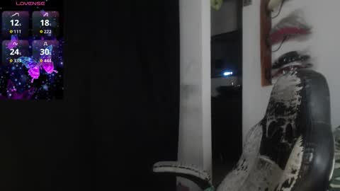 camila online show from December 18, 2025, 5:02 am