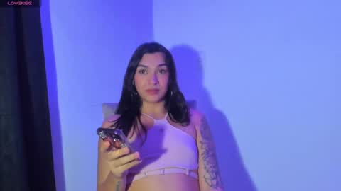  s online show from March 7, 2025, 9:38 pm